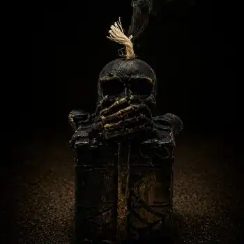 Qara “Səssiz Sirr” Şamı