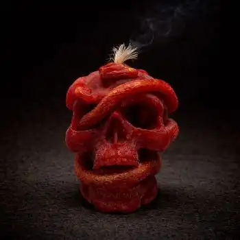 Qırmızı İlanlı Kəllə Şamı